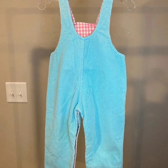 Vintage teal overalls. Size 18 months. Pink Checkered material inside and shirt - Picture 2 of 9